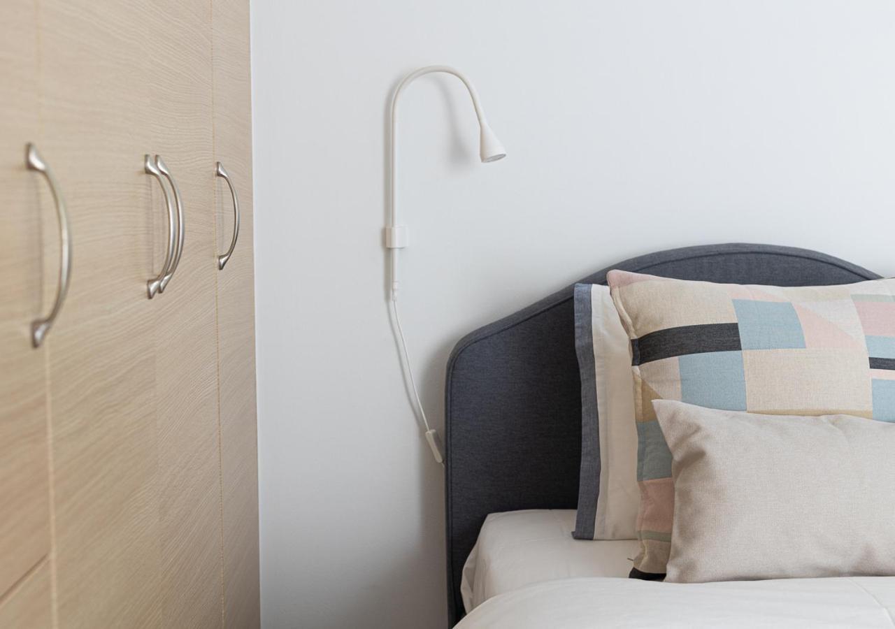 Elegant Apt 50Meters Close Acropolis アテネ エクステリア 写真