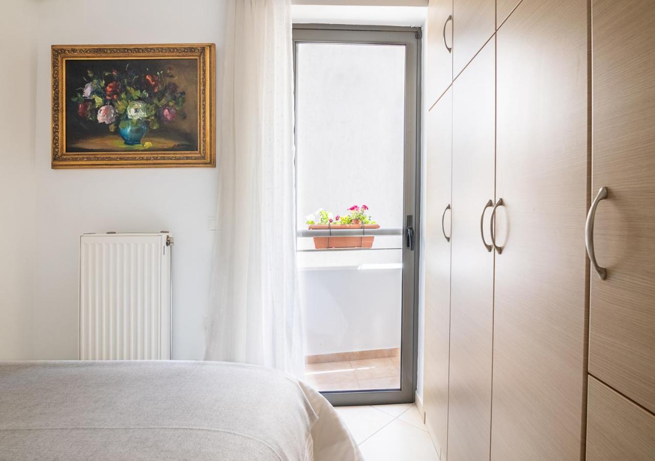 Elegant Apt 50Meters Close Acropolis アテネ エクステリア 写真