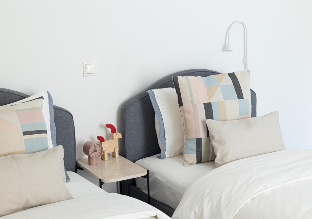 Elegant Apt 50Meters Close Acropolis アテネ エクステリア 写真